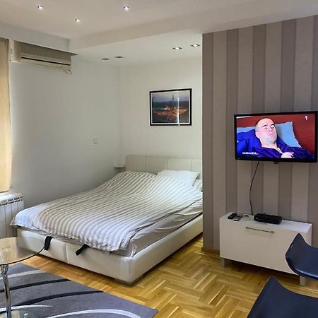 Cika Ljuba Apartment เบลเกรด ภายนอก รูปภาพ
