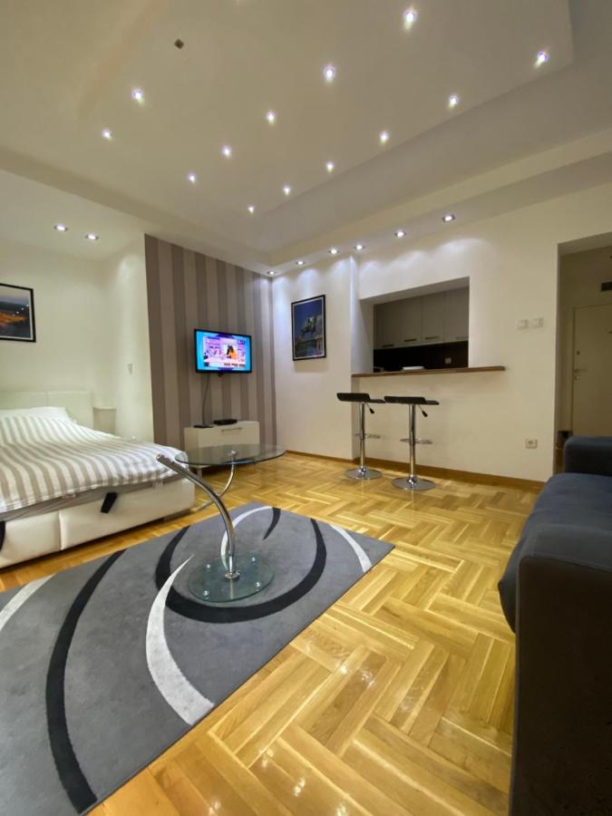 Cika Ljuba Apartment เบลเกรด ภายนอก รูปภาพ