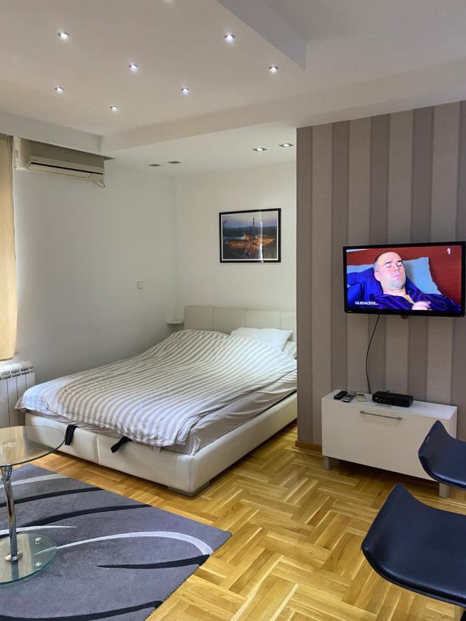 Cika Ljuba Apartment เบลเกรด ภายนอก รูปภาพ