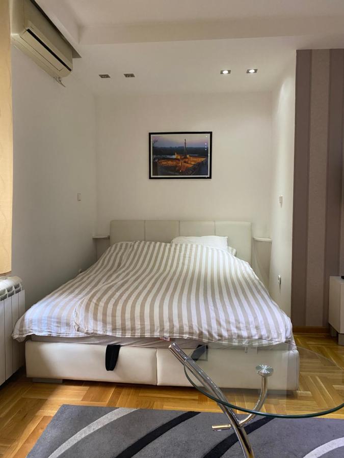 Cika Ljuba Apartment เบลเกรด ภายนอก รูปภาพ